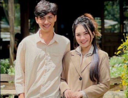 สอนเพื่อนที่ดีที่สุดของคุณถึงวิธีทำให้ภรรยาของคุณรักมันอย่างสมบูรณ์