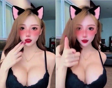 มีเพศสัมพันธ์น้องสาวที่มีความปรารถนาของเธอในห้องน้ำ