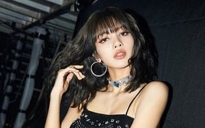 ลิซ่าแบล็กสีชมพูตัวที่สามถูกเปิดเผยคลิปร้อนกับเด็กแปลก ๆ