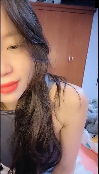 Nguyen Thi Bich Van 2K8 แอบถ่ายทำคลิปร้อนกับแฟนของเธอในห้องโมเต็ล